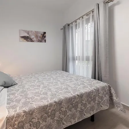 Cristian Sur Luxury 2 Bedroom Los Cristianos (Tenerife)