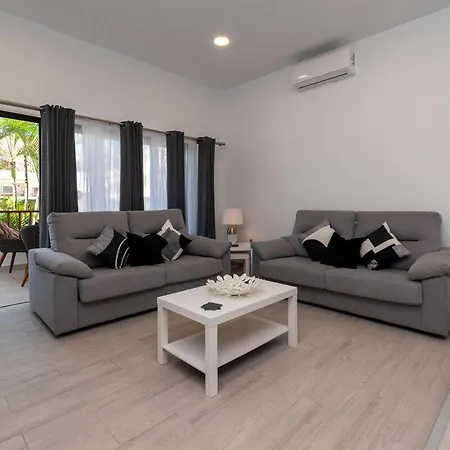 Cristian Sur Luxury 2 Bedroom Apartment Los Cristianos (Tenerife)